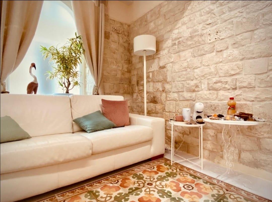 B&B Palazzo Muscati – Room 3 IMG2 B&B Palazzo Muscati - Room 3