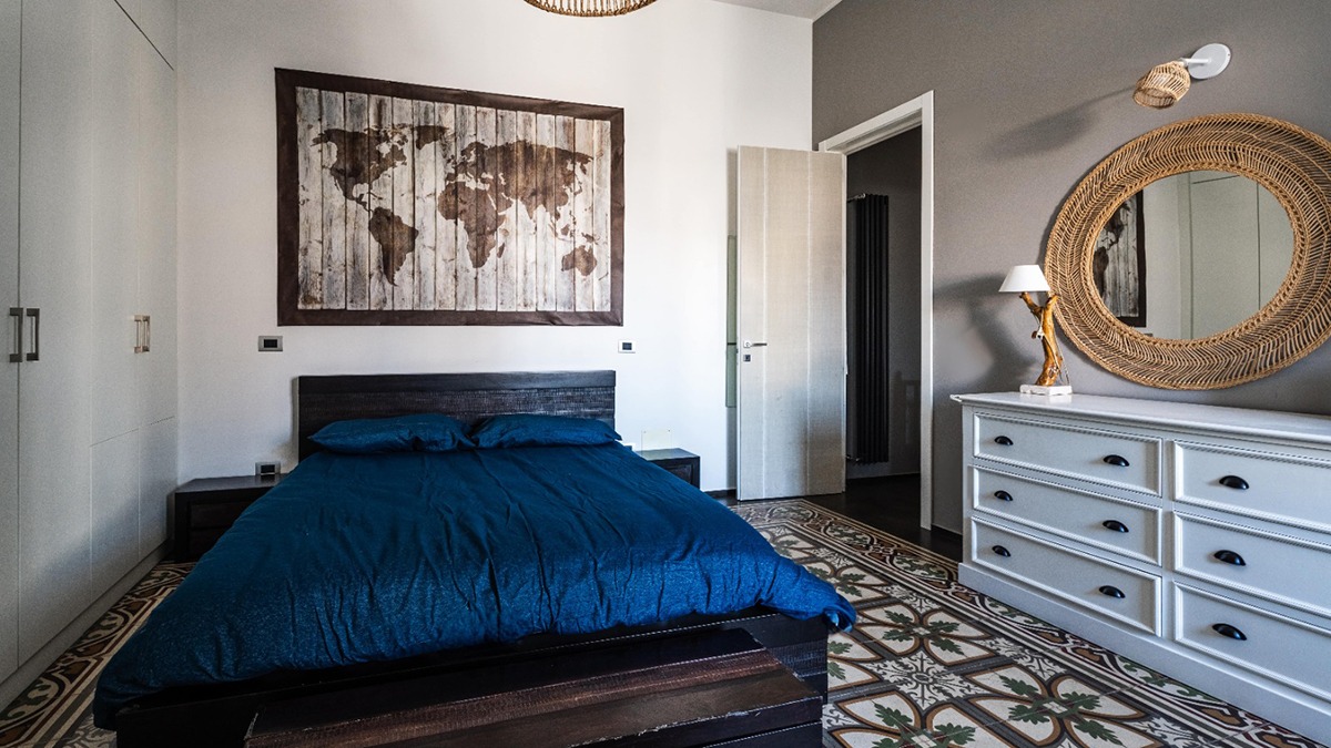 Plaza Apartment